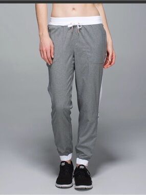 Lululemon Var-City Track Pants Size 4 Gray Snap Leg Athletic Joggers Women